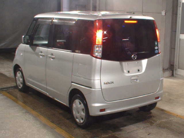 NISSAN ROOX