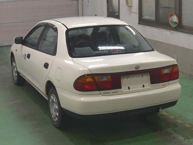 MAZDA FAMILIA