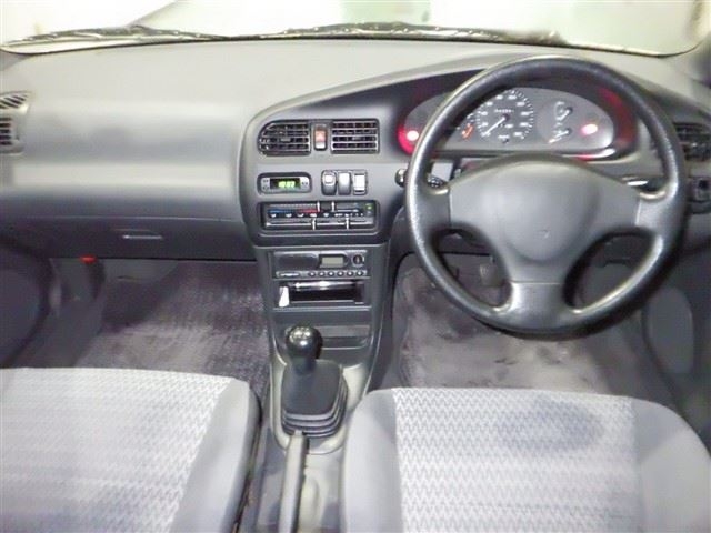 MAZDA FAMILIA