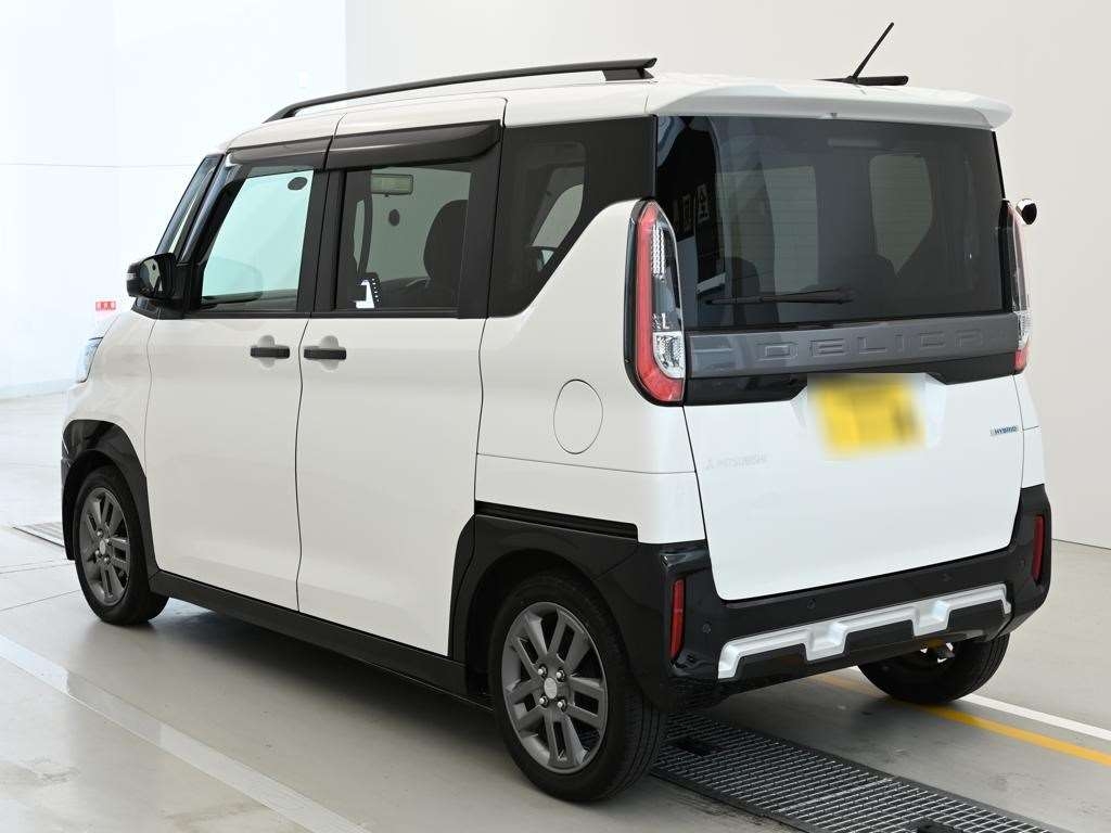 MITSUBISHI DELICA MINI