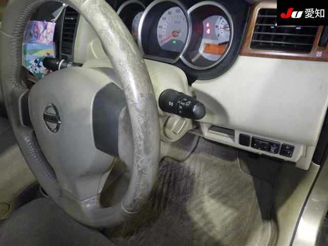 NISSAN TIIDA LATIO