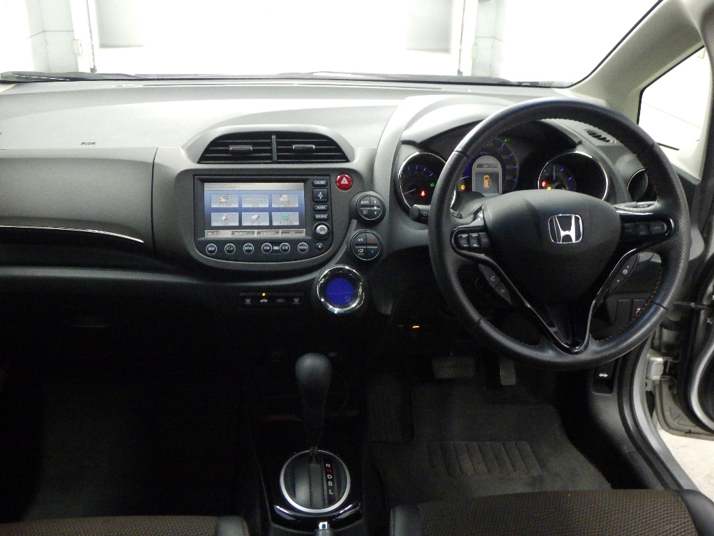HONDA FIT SHUTTLE