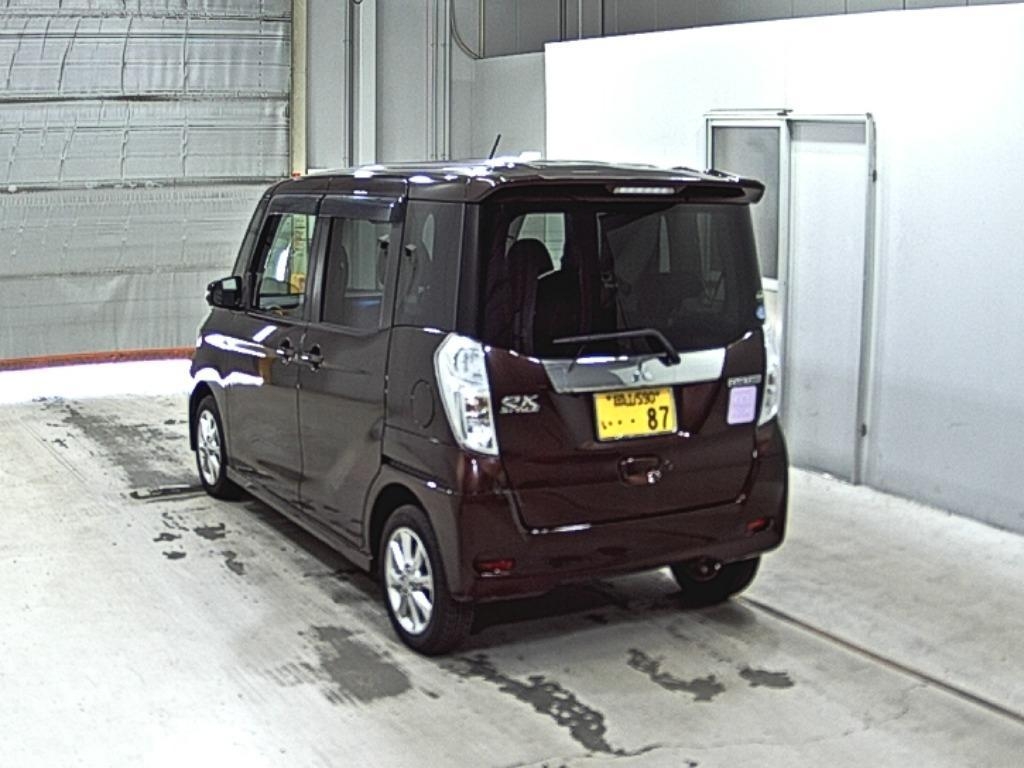 MITSUBISHI EK SPACE