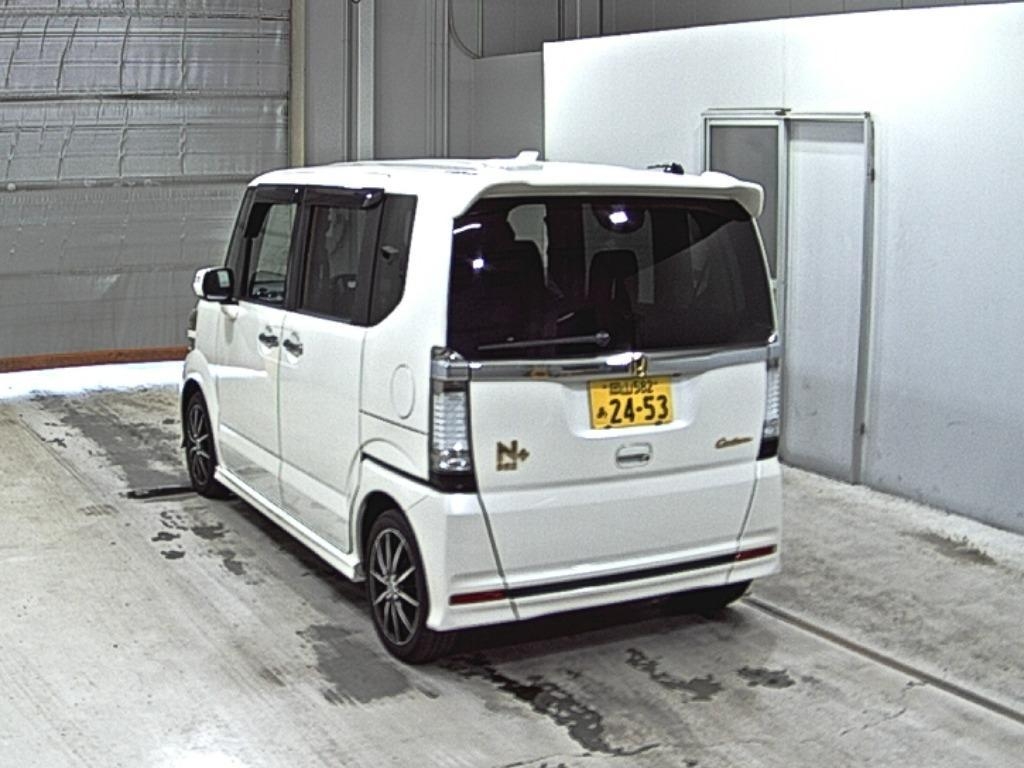 HONDA N-BOX+