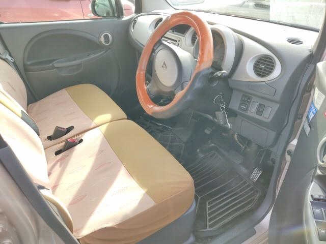 DAIHATSU MOVE LATTE