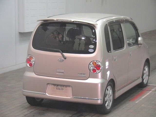 DAIHATSU MOVE LATTE