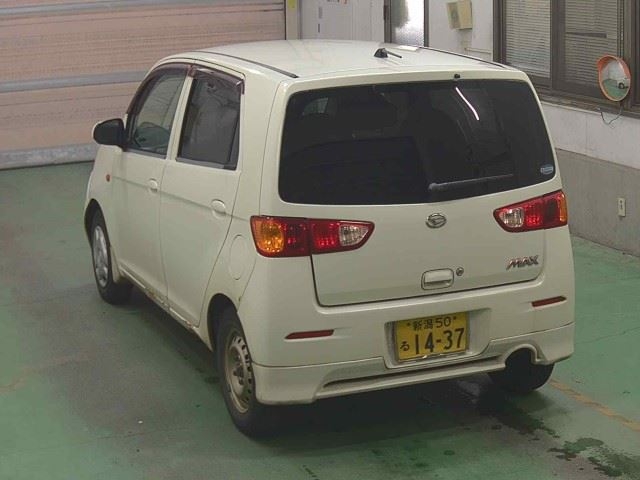 DAIHATSU MAX