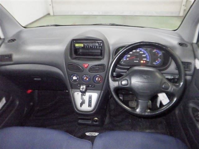DAIHATSU MAX