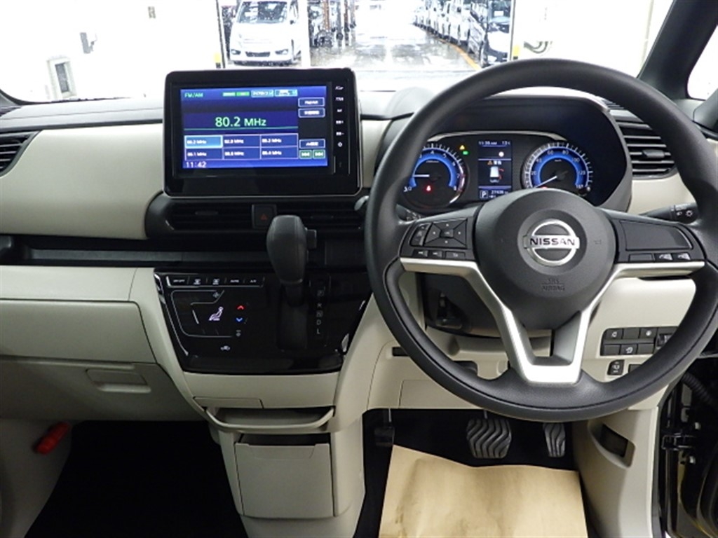 NISSAN ROOX