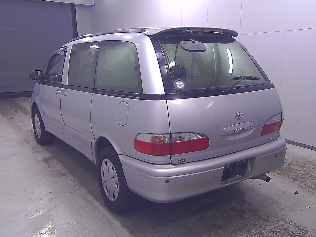TOYOTA ESTIMA LUCIDA