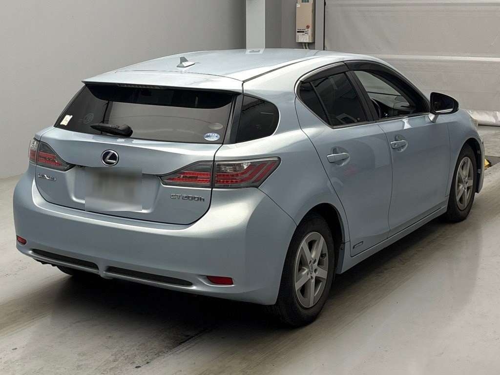 LEXUS CT200H