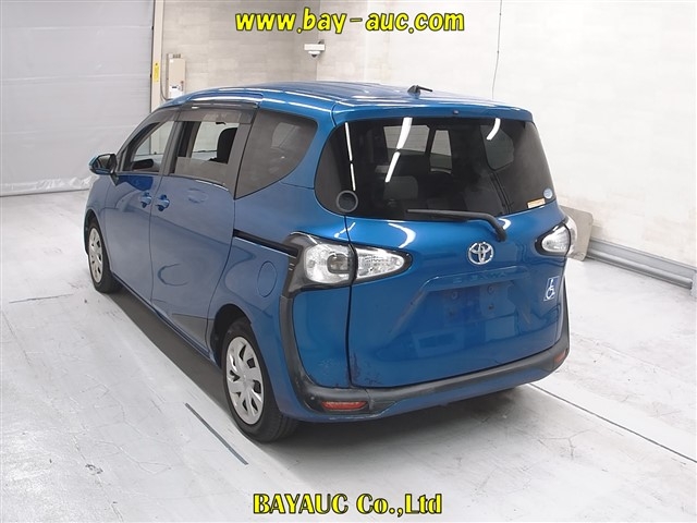 TOYOTA SIENTA