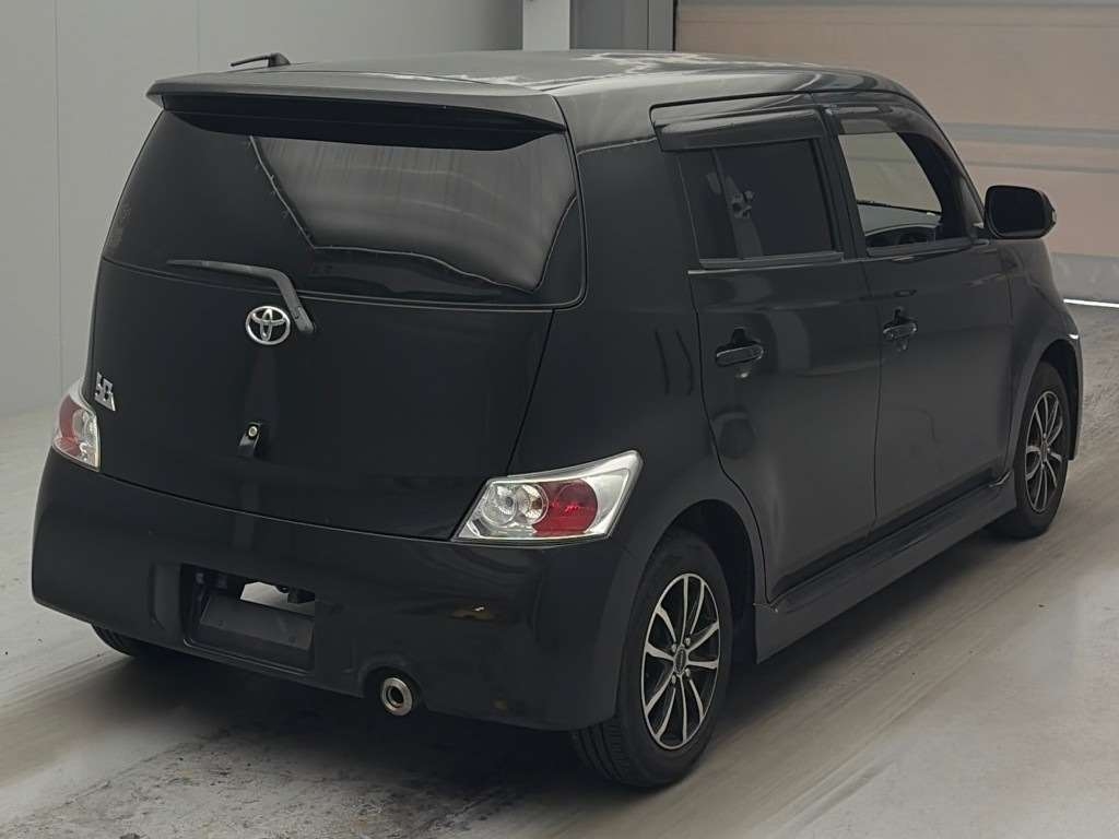 TOYOTA BB