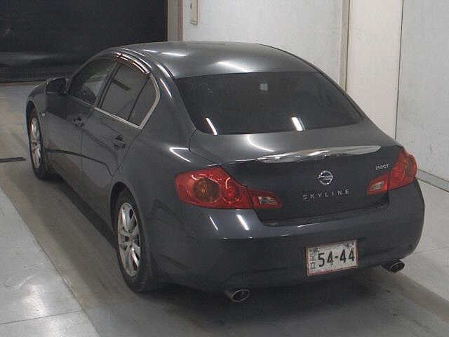 NISSAN SKYLINE