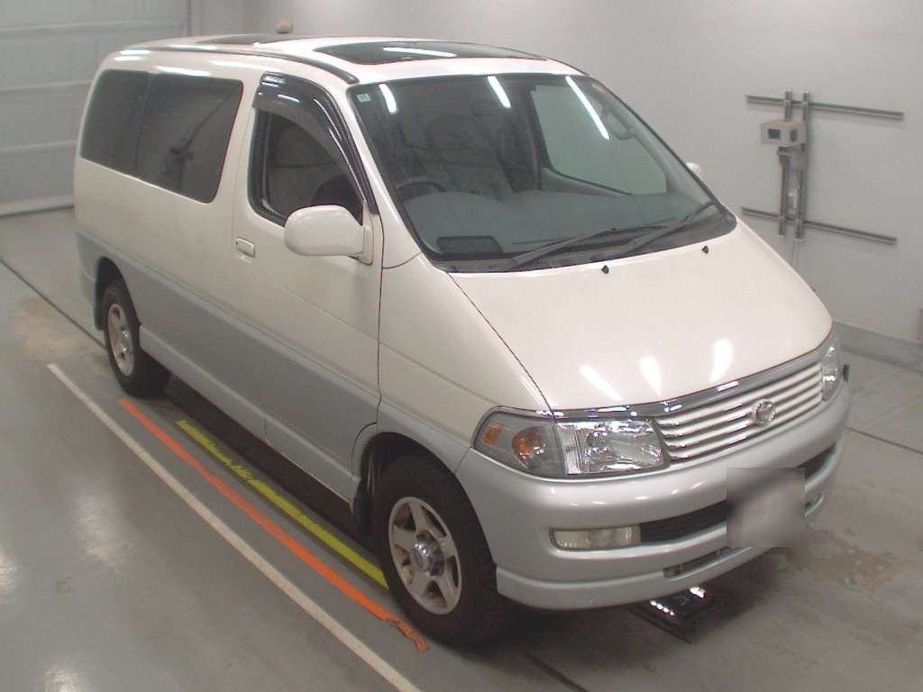 TOYOTA HIACE REGIUS