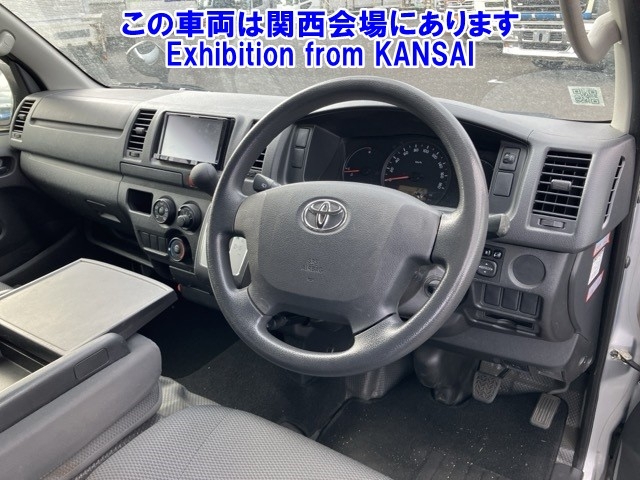 TOYOTA REGIUS ACE
