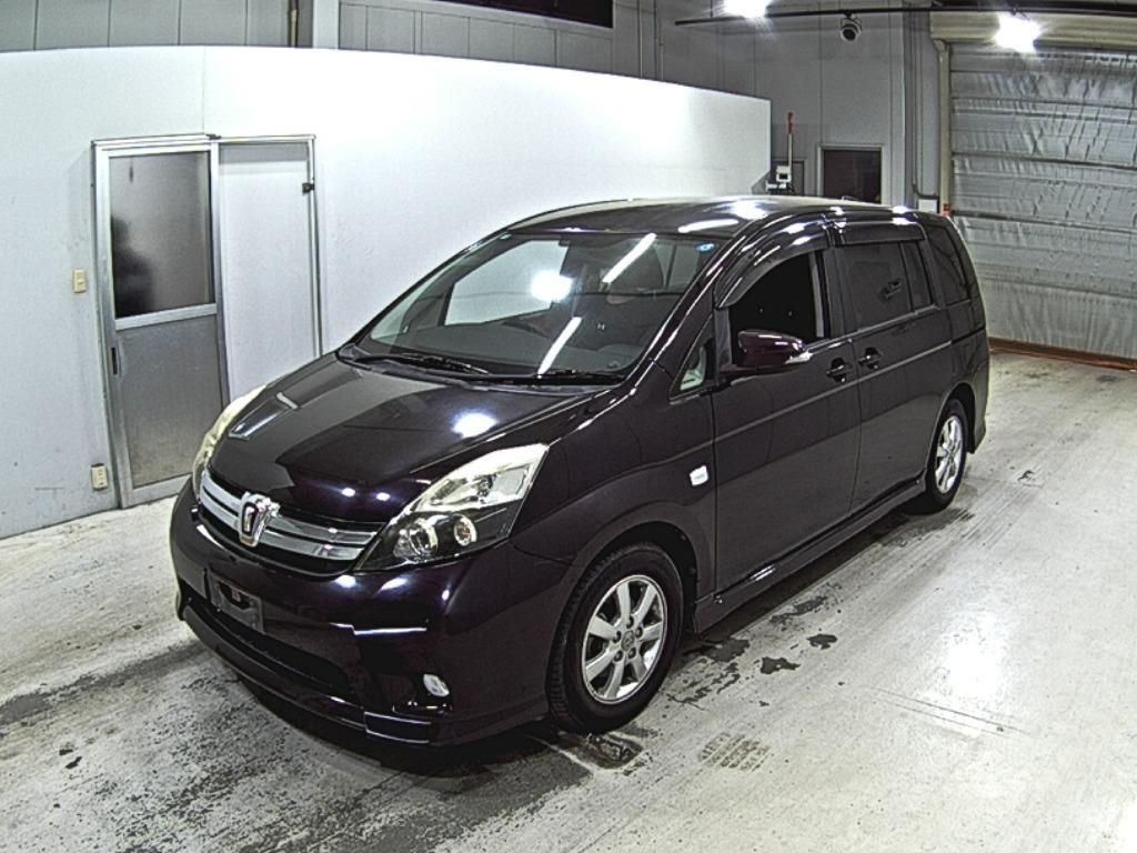 TOYOTA ISIS