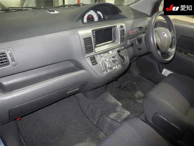 TOYOTA RAUM