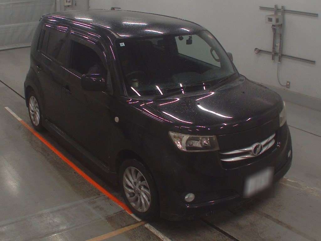 TOYOTA BB