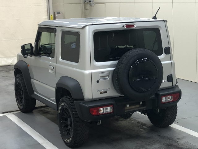 SUZUKI JIMNY SIERRA