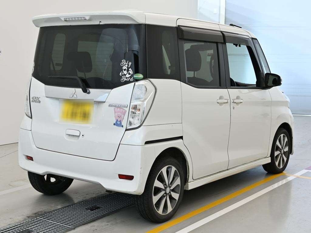 MITSUBISHI EK SPACE