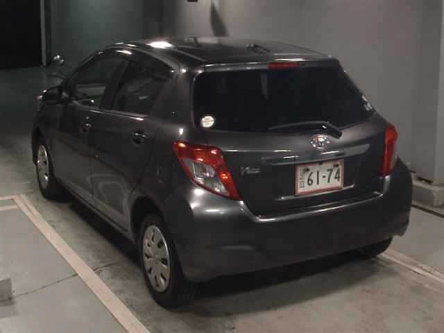 TOYOTA VITZ
