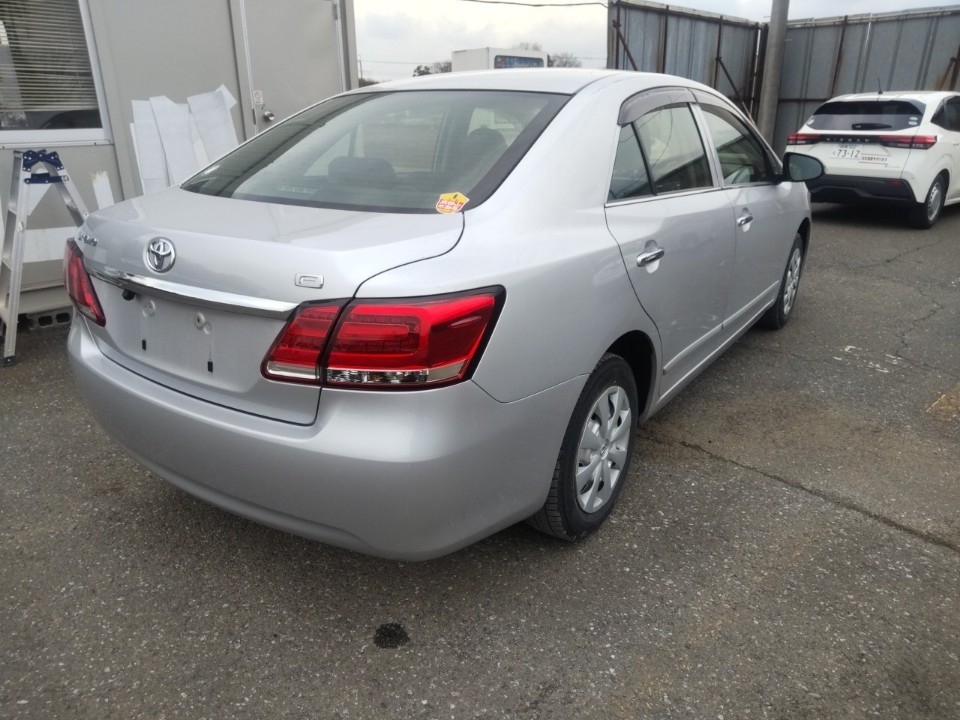 TOYOTA PREMIO