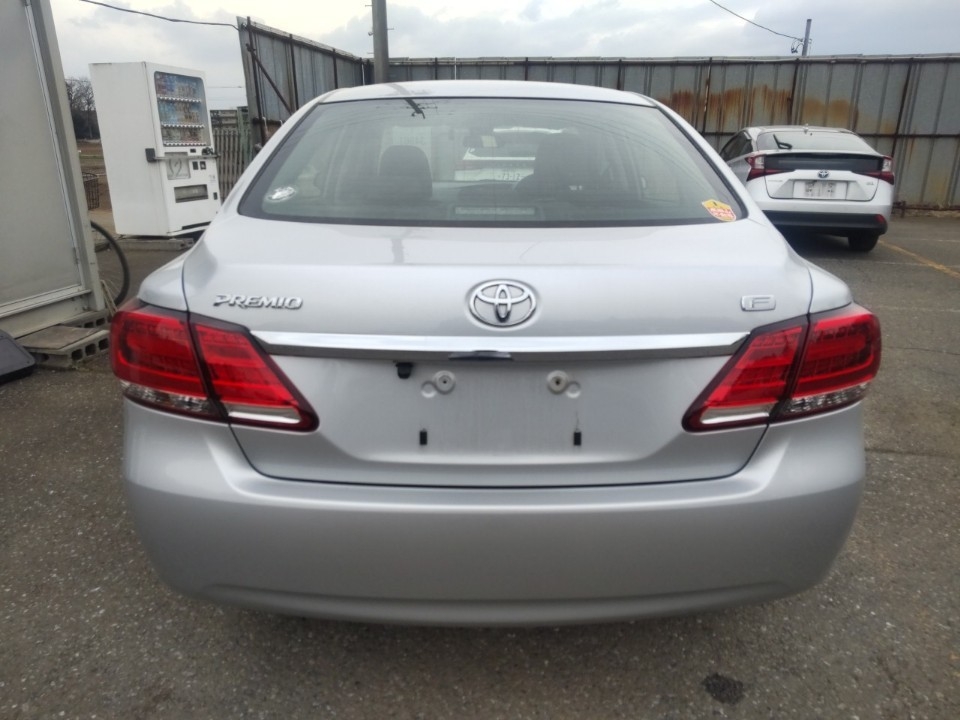 TOYOTA PREMIO