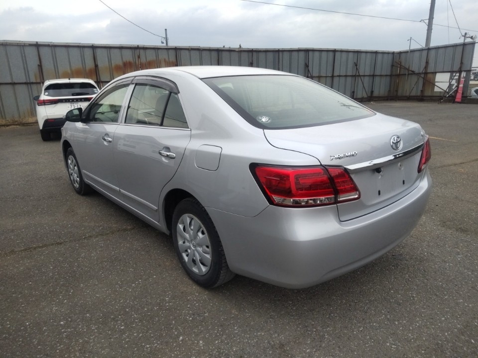 TOYOTA PREMIO