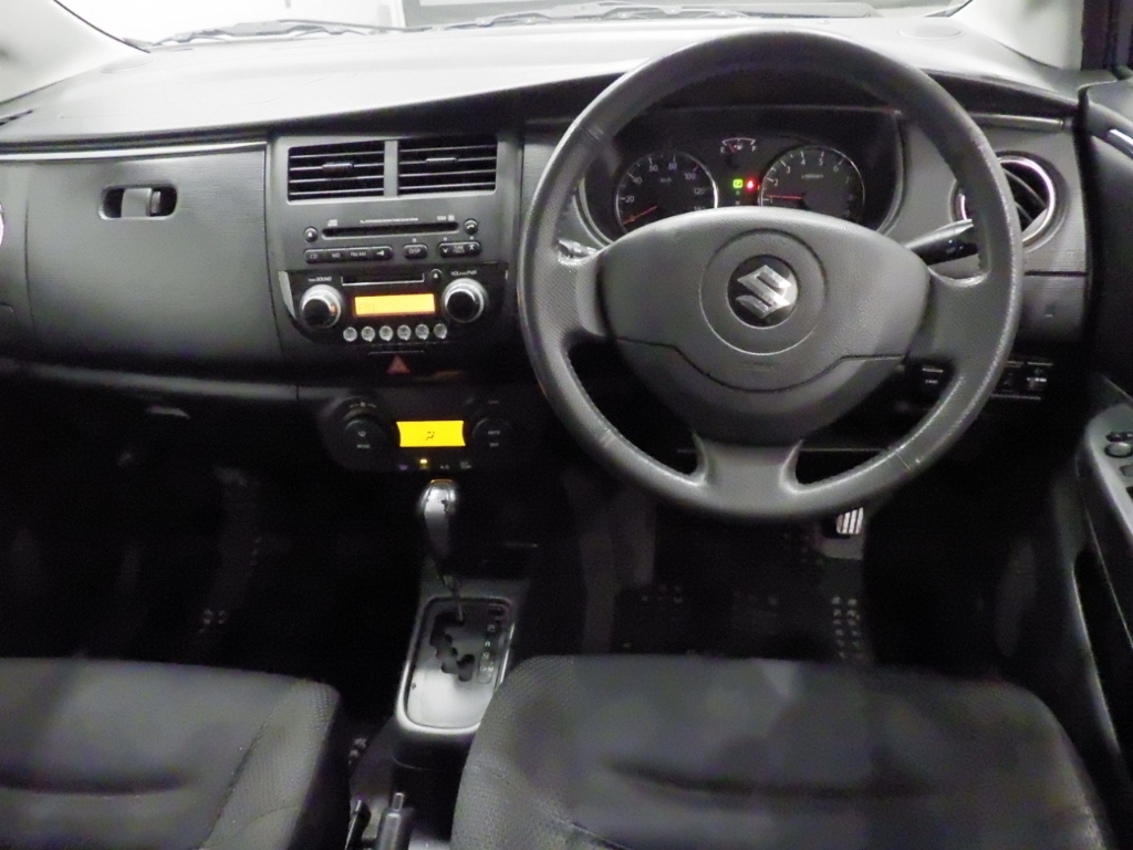 SUZUKI CERVO