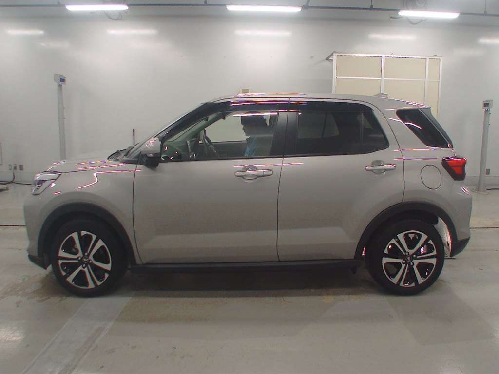DAIHATSU ROCKY