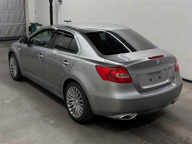 SUZUKI KIZASHI