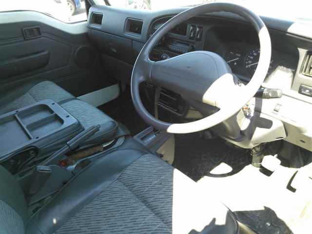 NISSAN CARAVAN