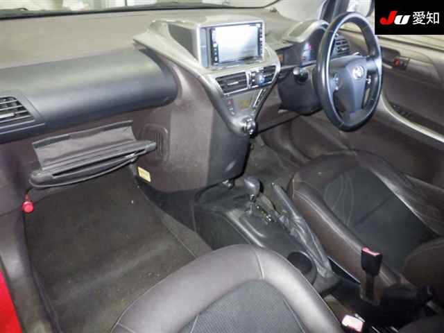 TOYOTA IQ