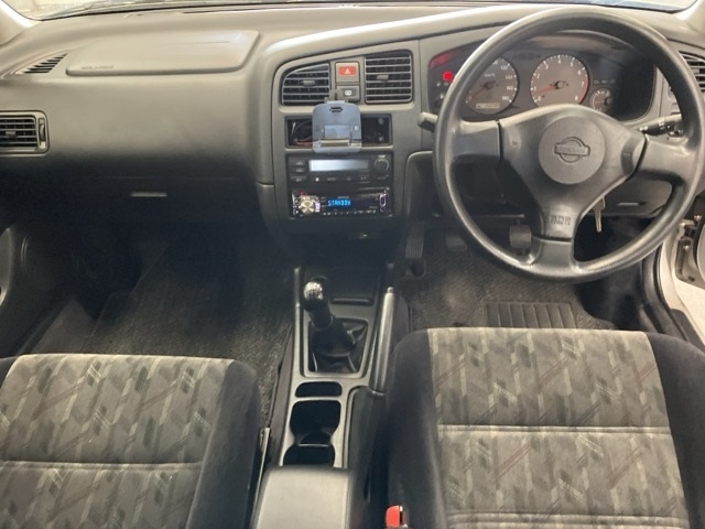 NISSAN PRIMERA
