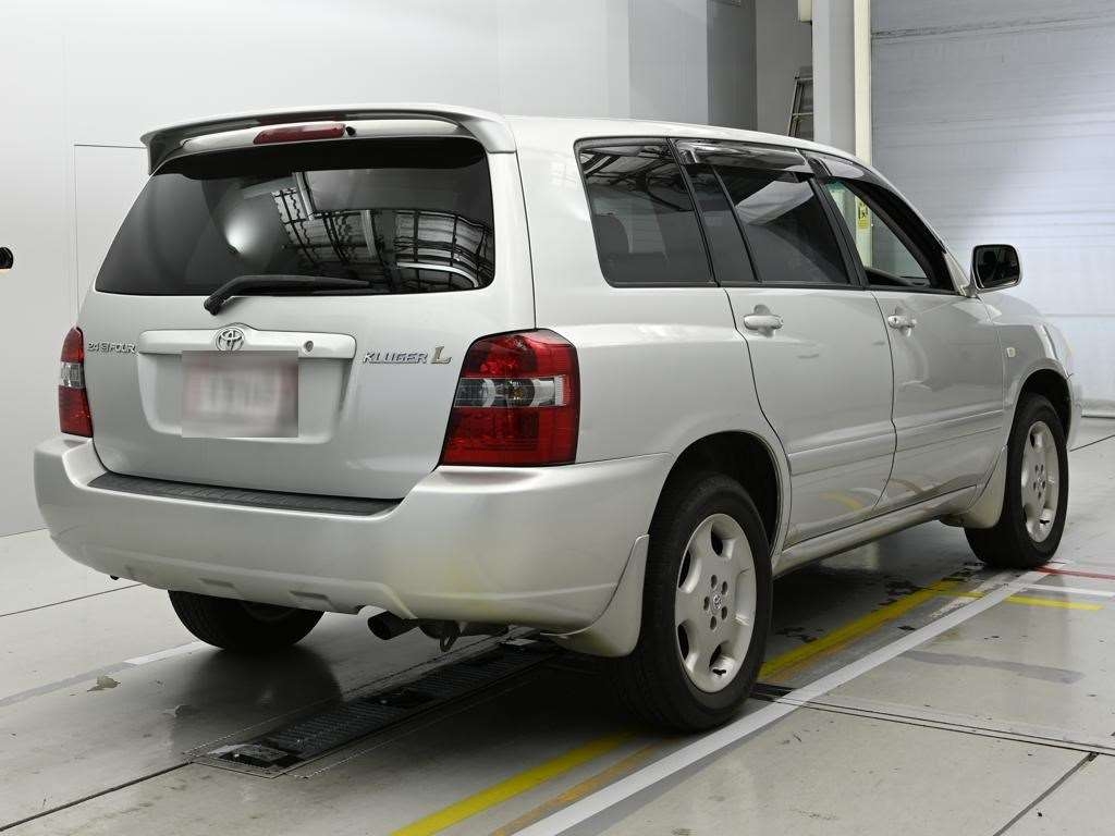 TOYOTA KLUGER V