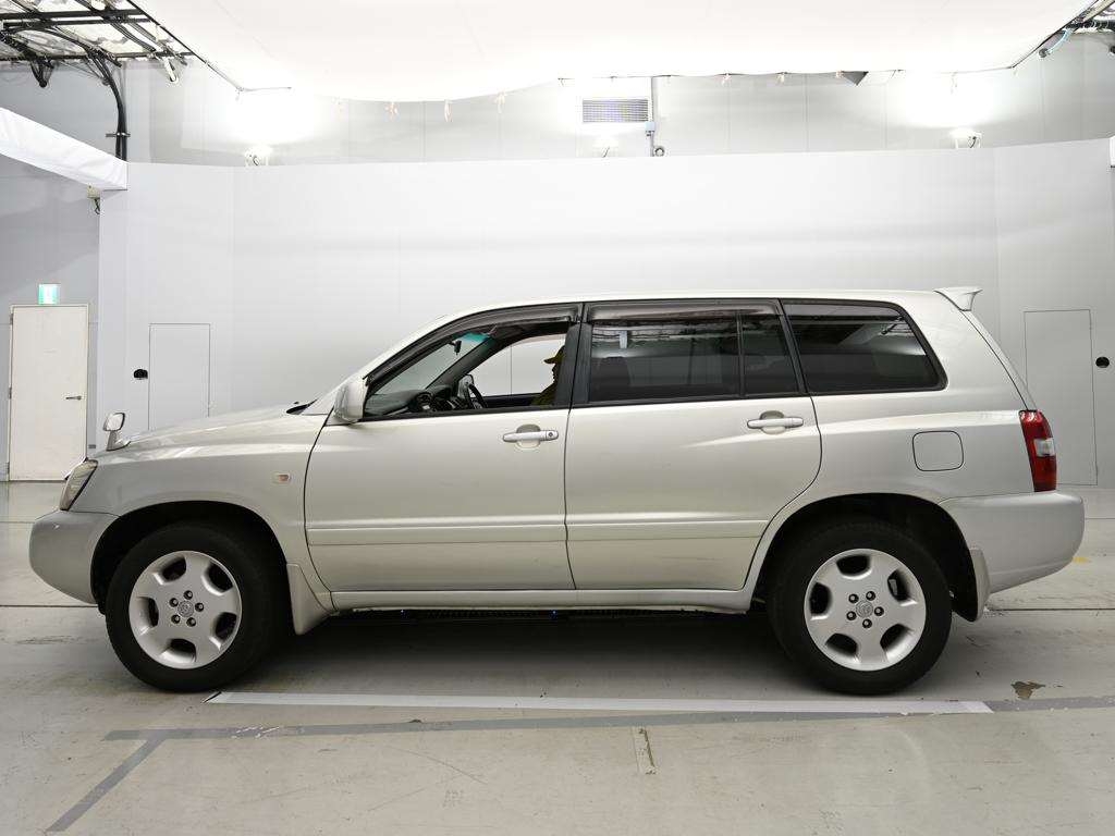 TOYOTA KLUGER V