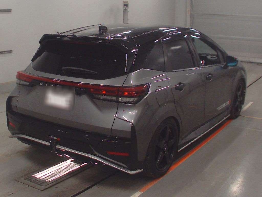 NISSAN AURA