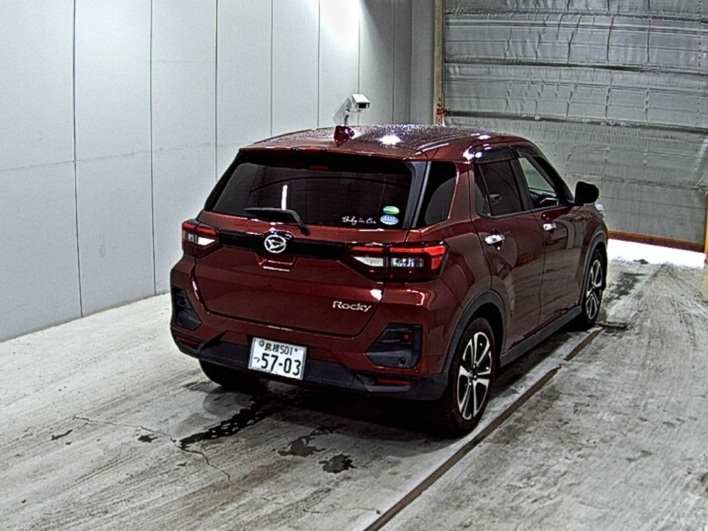 DAIHATSU ROCKY
