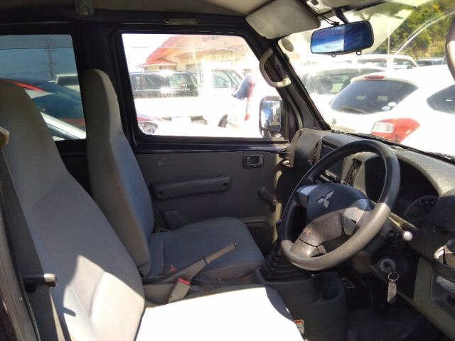 MITSUBISHI MINICAB