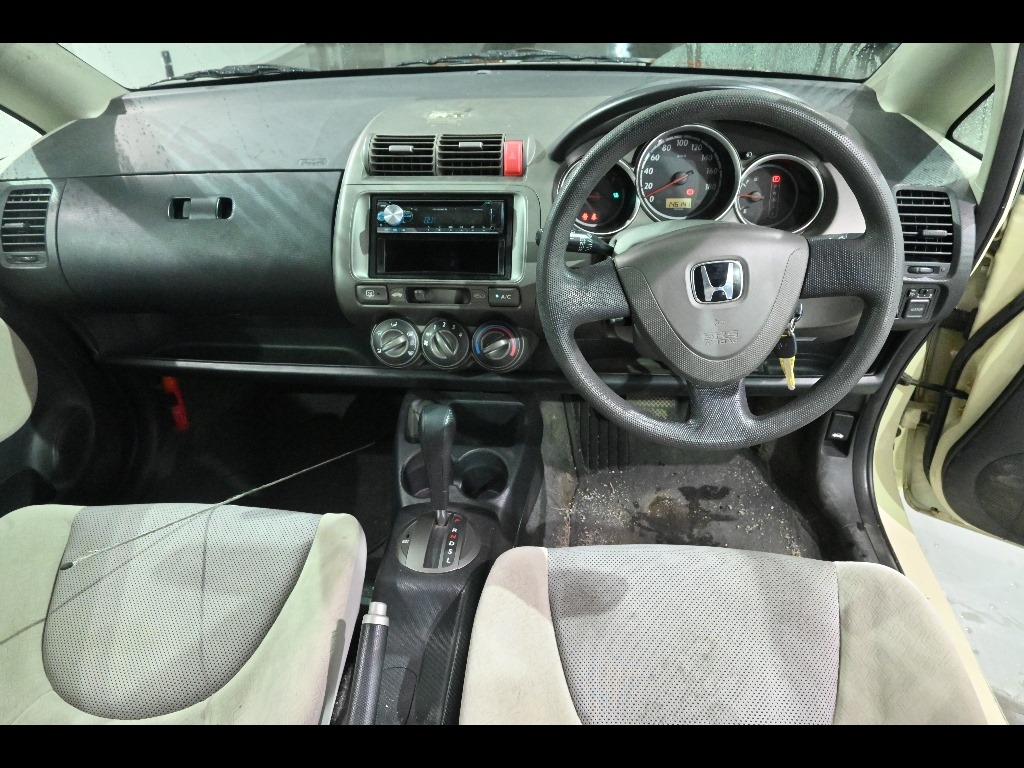 HONDA FIT