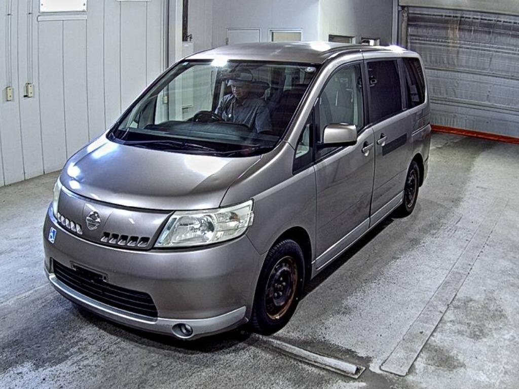 NISSAN SERENA