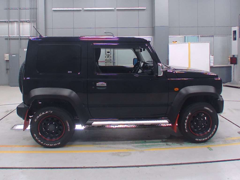 SUZUKI JIMNY SIERRA