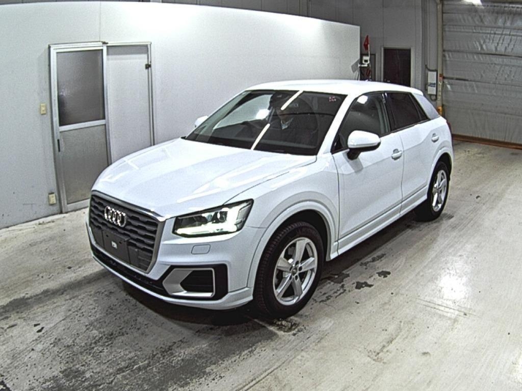 AUDI Q2