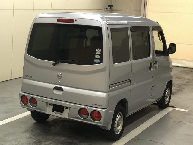 NISSAN CLIPPER