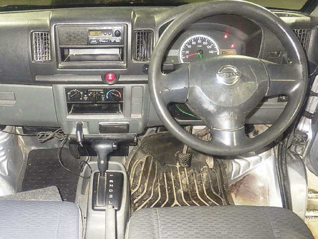 NISSAN NV100 CLIPPER