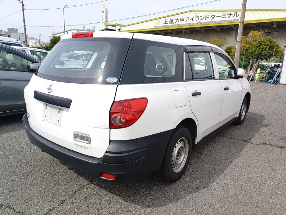 NISSAN AD