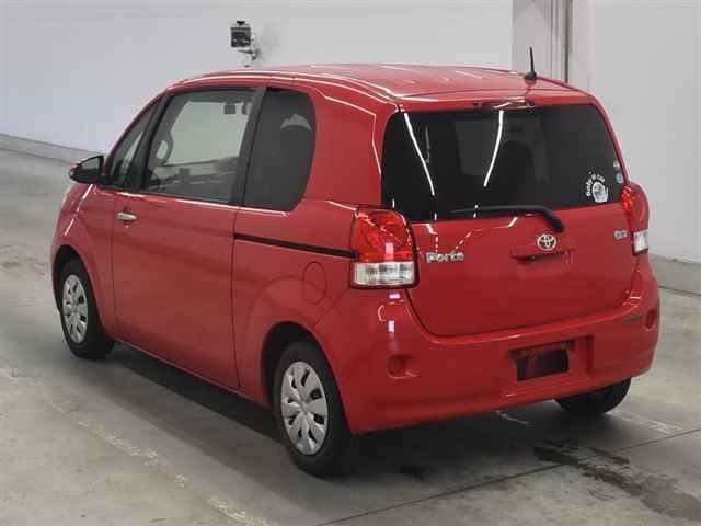 TOYOTA PORTE