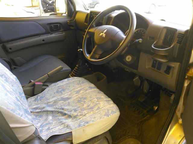 MITSUBISHI MINICAB