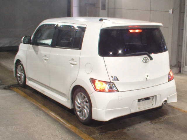TOYOTA BB